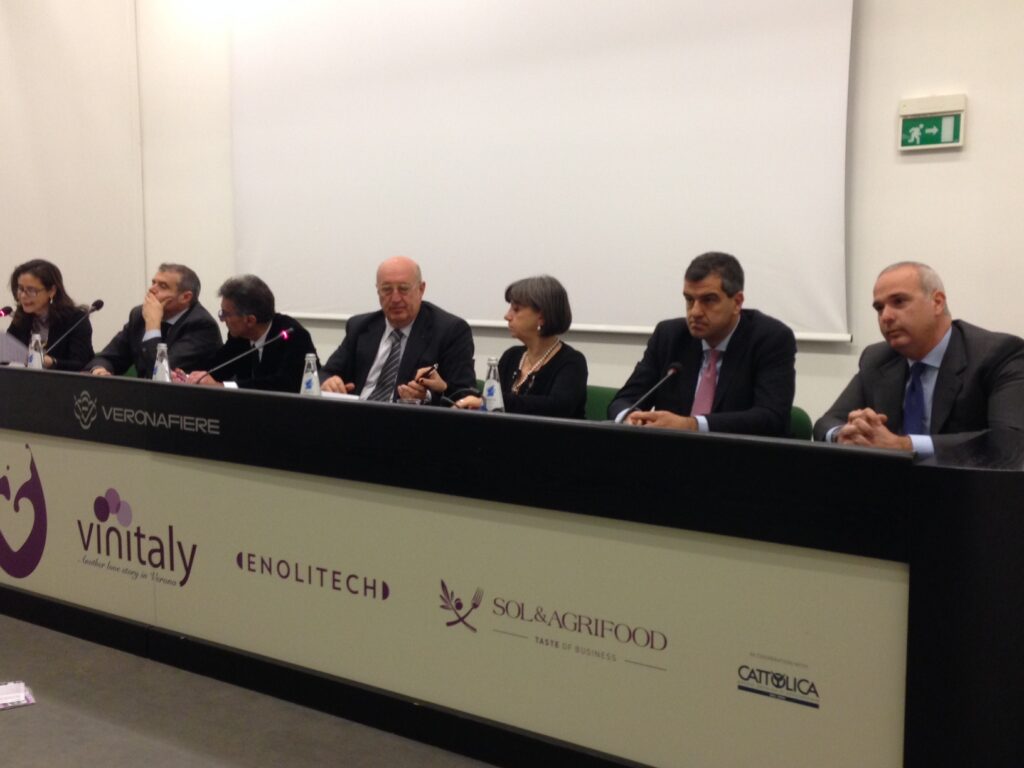 Conferenza Vinitaly, Di Giacomo: “Ringrazio tutti, il brand Sicilia deve andare avanti”